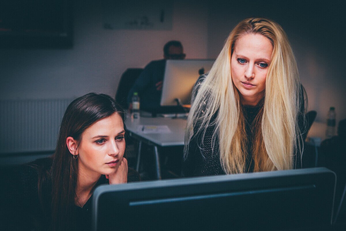 How to Stand Out in a Saturated Job Market